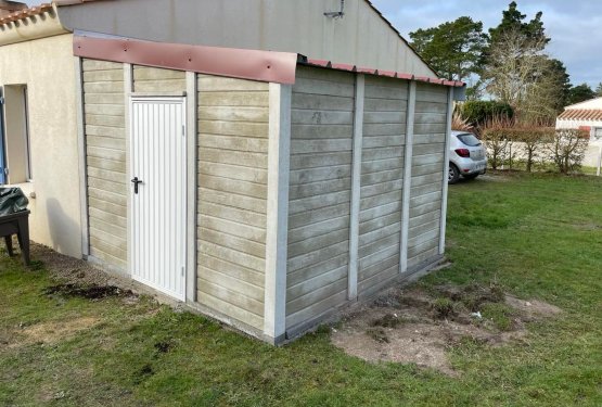 Annexe de jardin en béton aspect bois 1 pente
